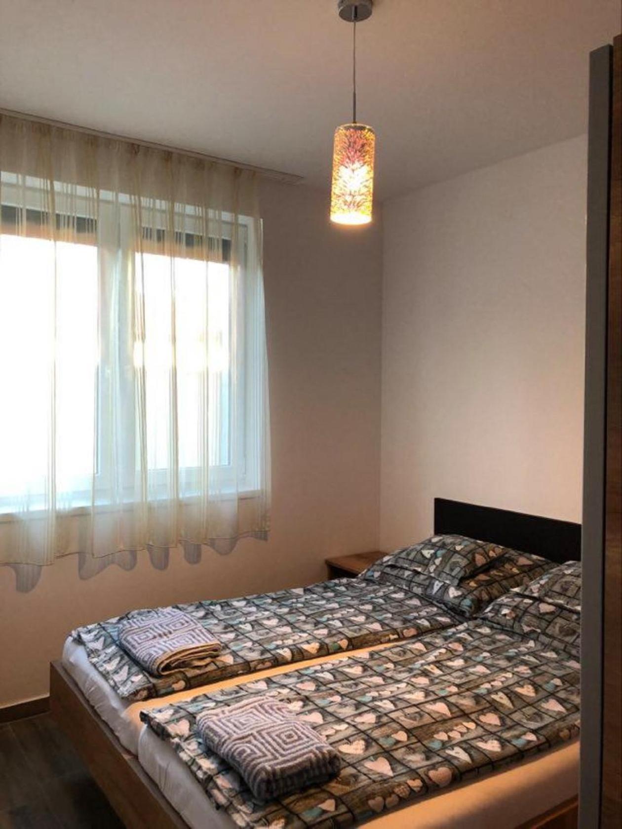 Imre Apartman Hajduszoboszlo Luaran gambar